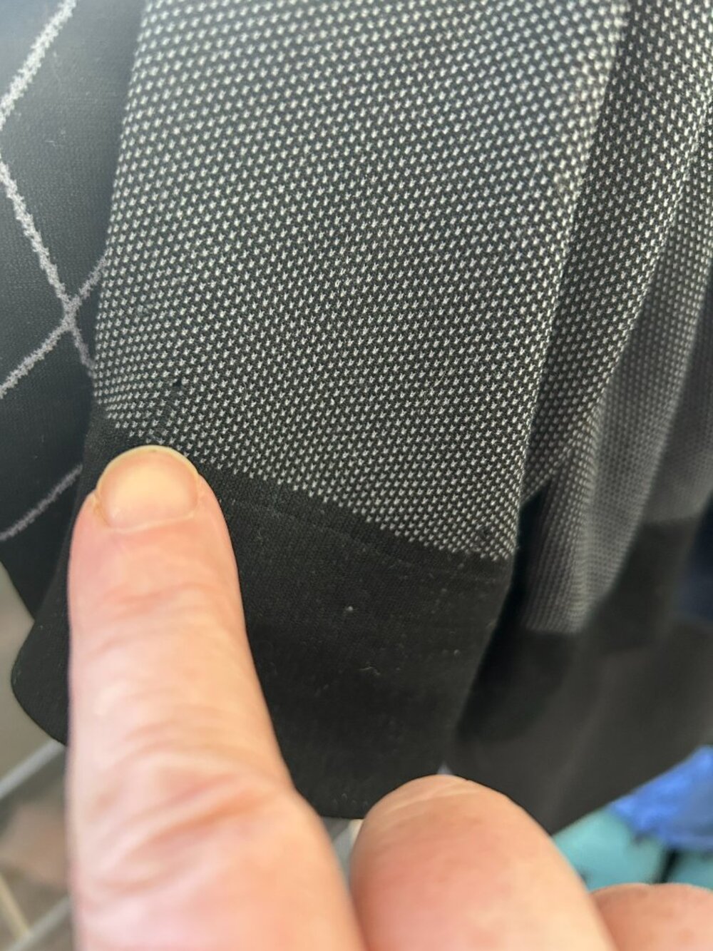 Craft Black and Charcoal Geometric Long Sleeve Base Layer Women’s Size L - Picture 3 of 11